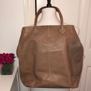 Gianfranco Ferré tan leather tote bag
